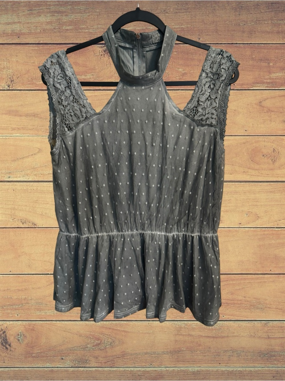 POL Grey Swiss Dot Halter Peplum Top Lace Cold Shoulder Detail Size Large NWT - Picture 3 of 16